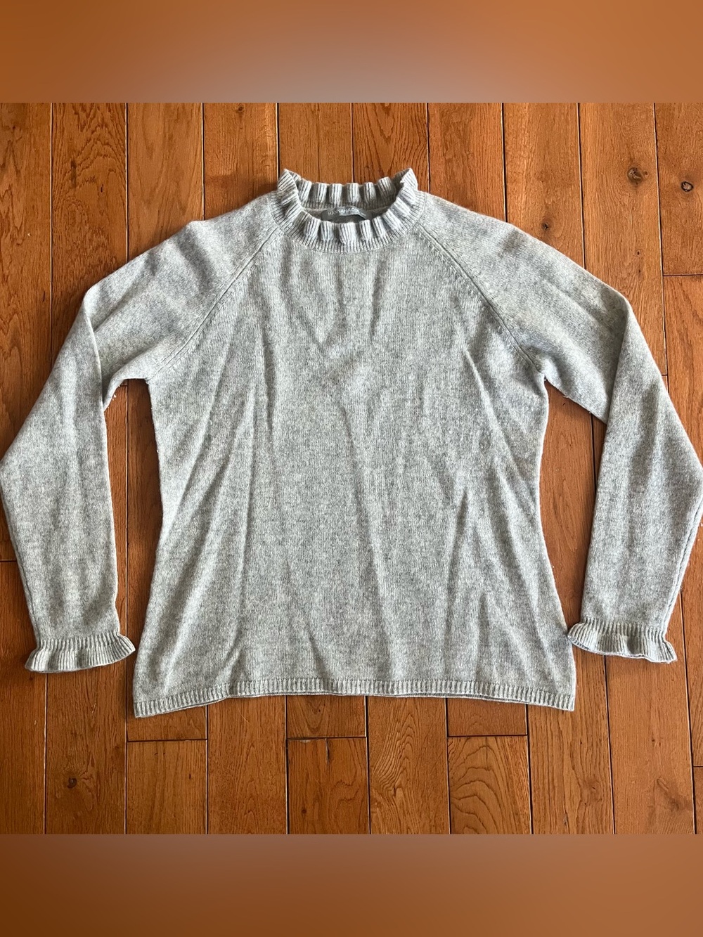 Hannah Rose Light Gray Ruffle Neck Cashmere Sweater - Size Medium